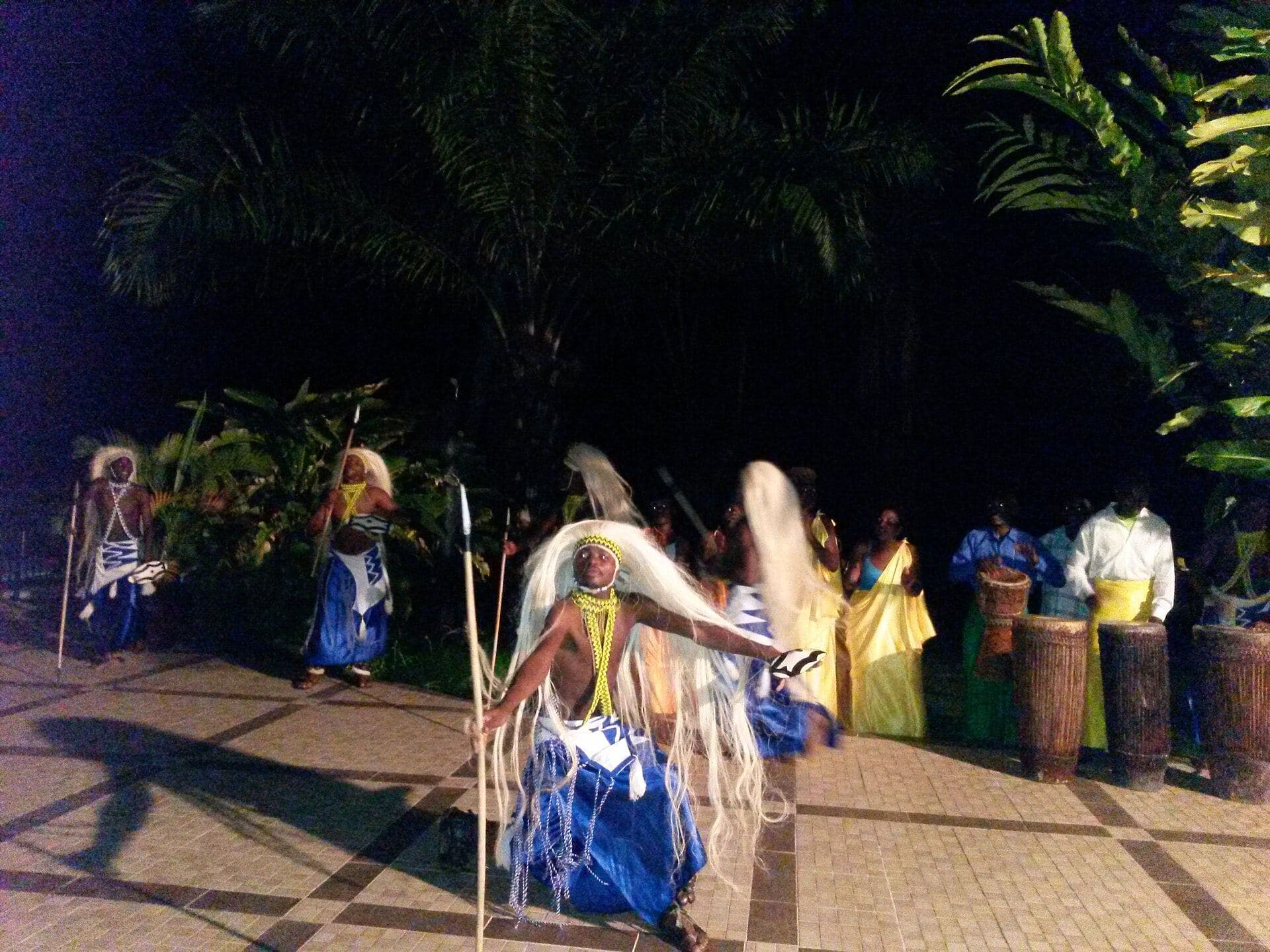 Danse traditionnelle rwandaise au tambour