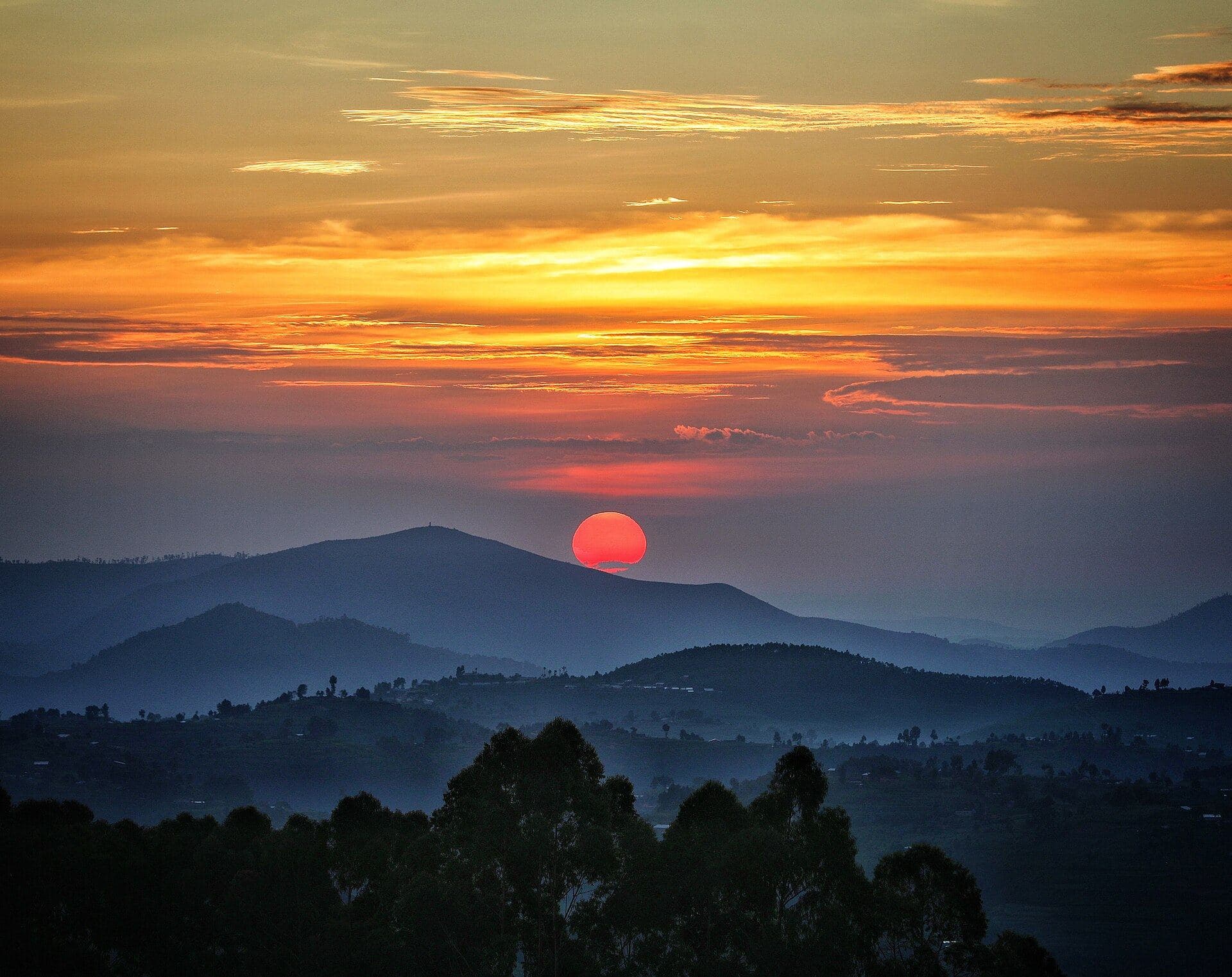 Lever de soleil sur la forêt de Nyungwe